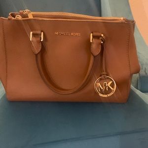 Cognac Michael Kors bag